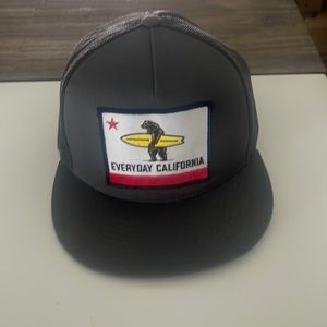Cali hat